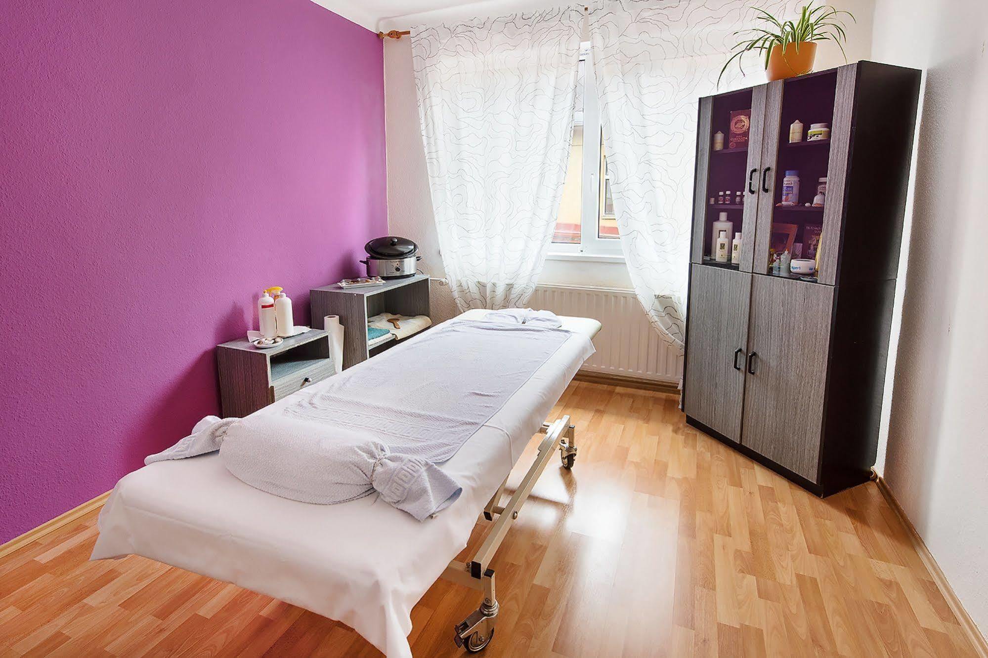 Hotel Zatisi Františkovy Lázně Екстериор снимка